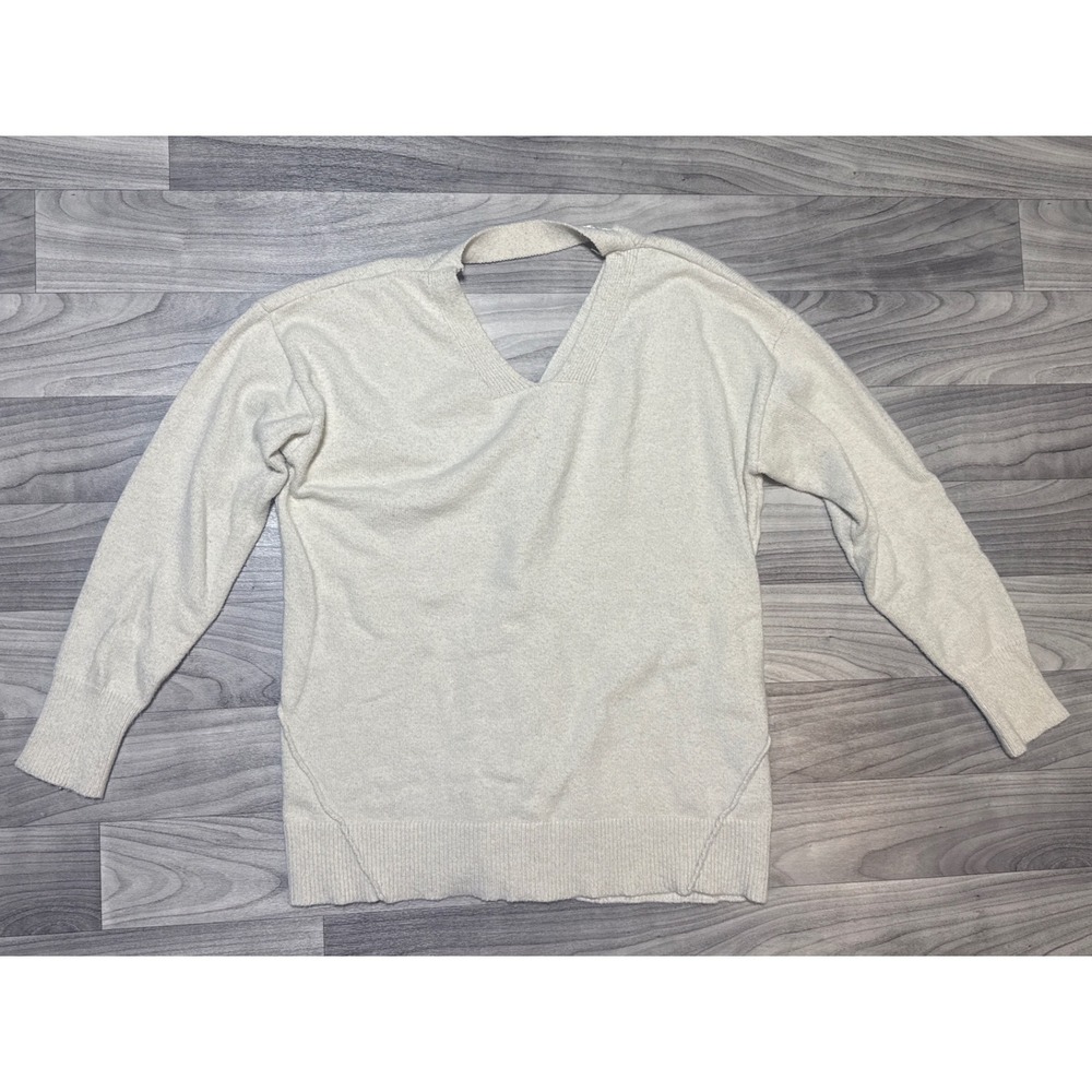 Poof New York Cream Lace Up Back Choker V-Neck Sweater Large Womens Pullover